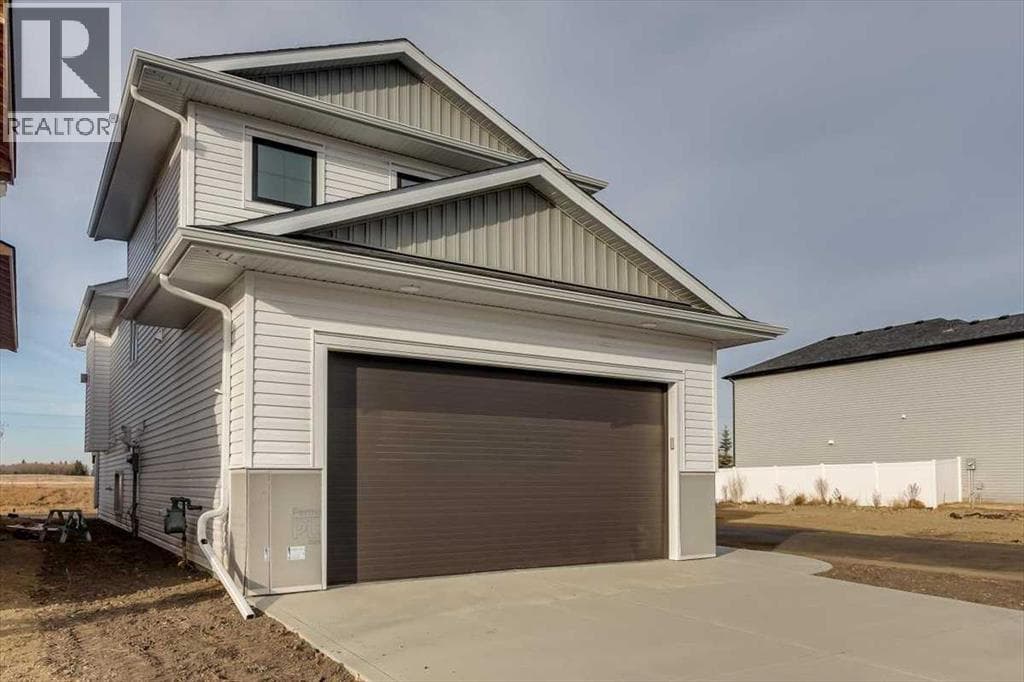 56 Emmett Crescent — photo 3