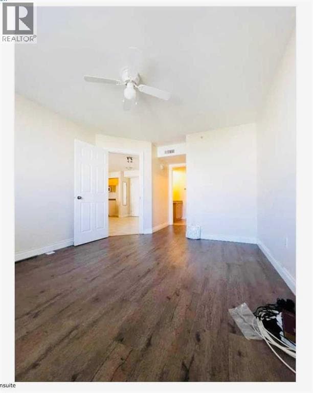 1409, 38 Riedel Street photo 4