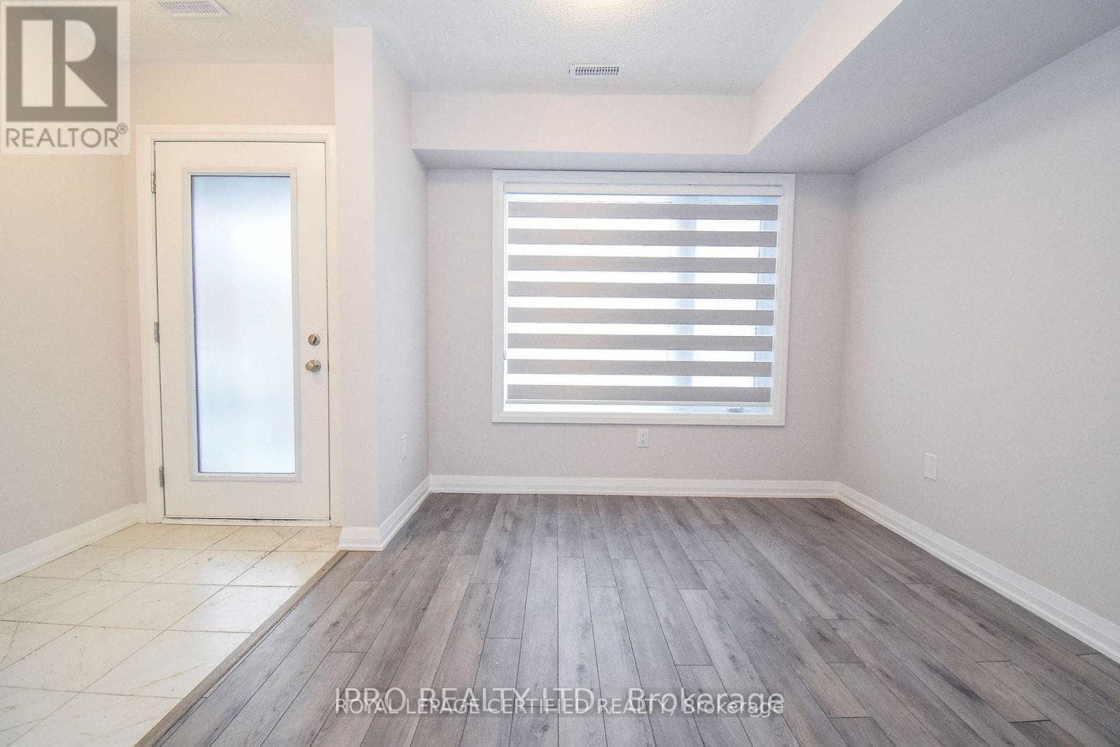 404 - 585 COLBORNE STREET E photo 3