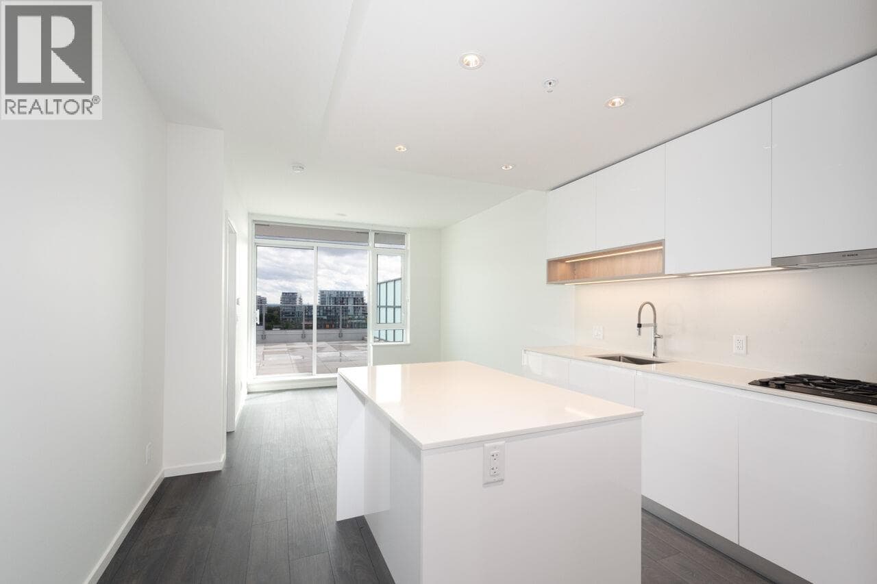 1021 6600 MINORU BOULEVARD photo 3