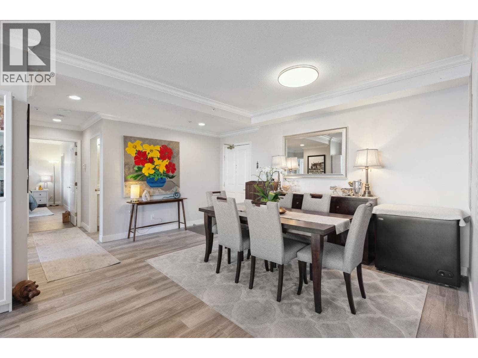 302 3131 DEER RIDGE DRIVE photo 4