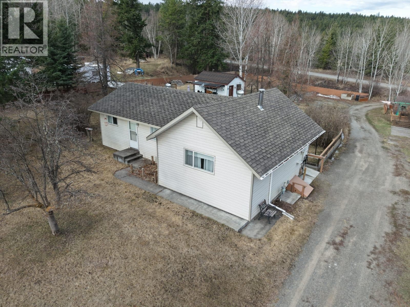 1115 DENNY ROAD photo 3