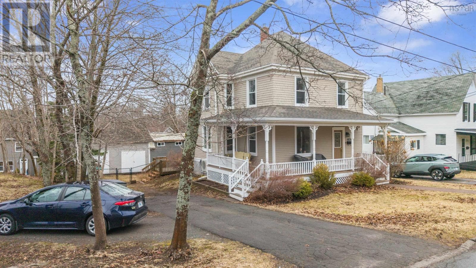 168 Carleton Street photo 2