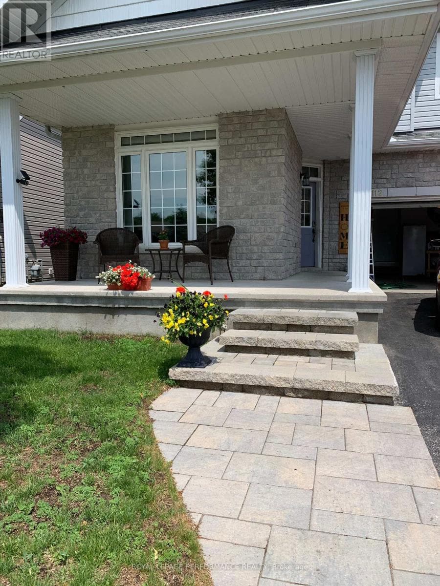 112 JADE STREET photo 2