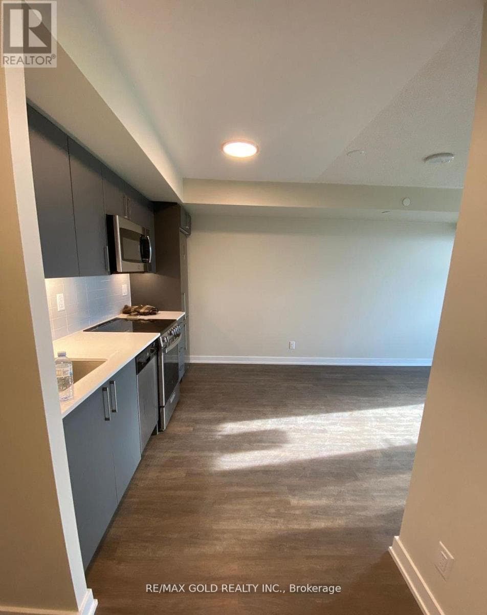 515 - 38 MONTE KWINTER COURT photo 5