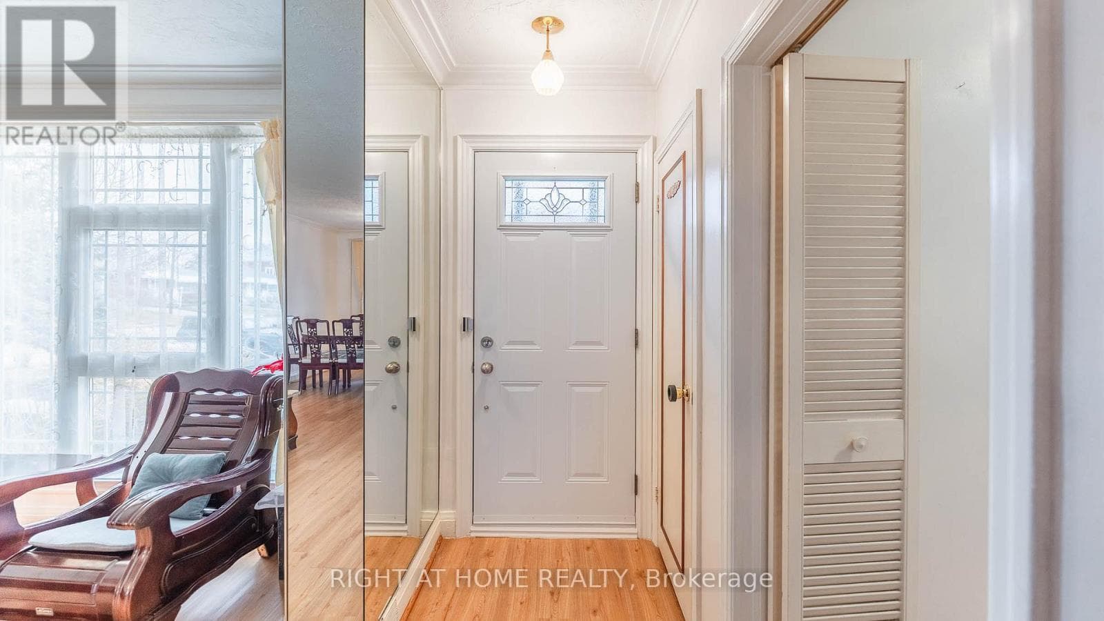 82 TOWER DRIVE photo 3
