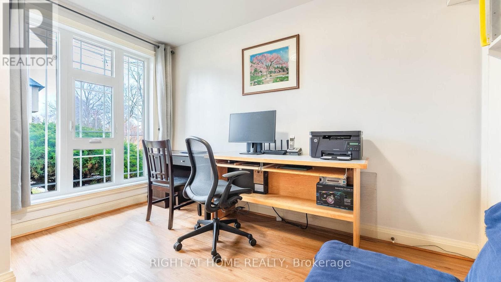 82 TOWER DRIVE photo 4