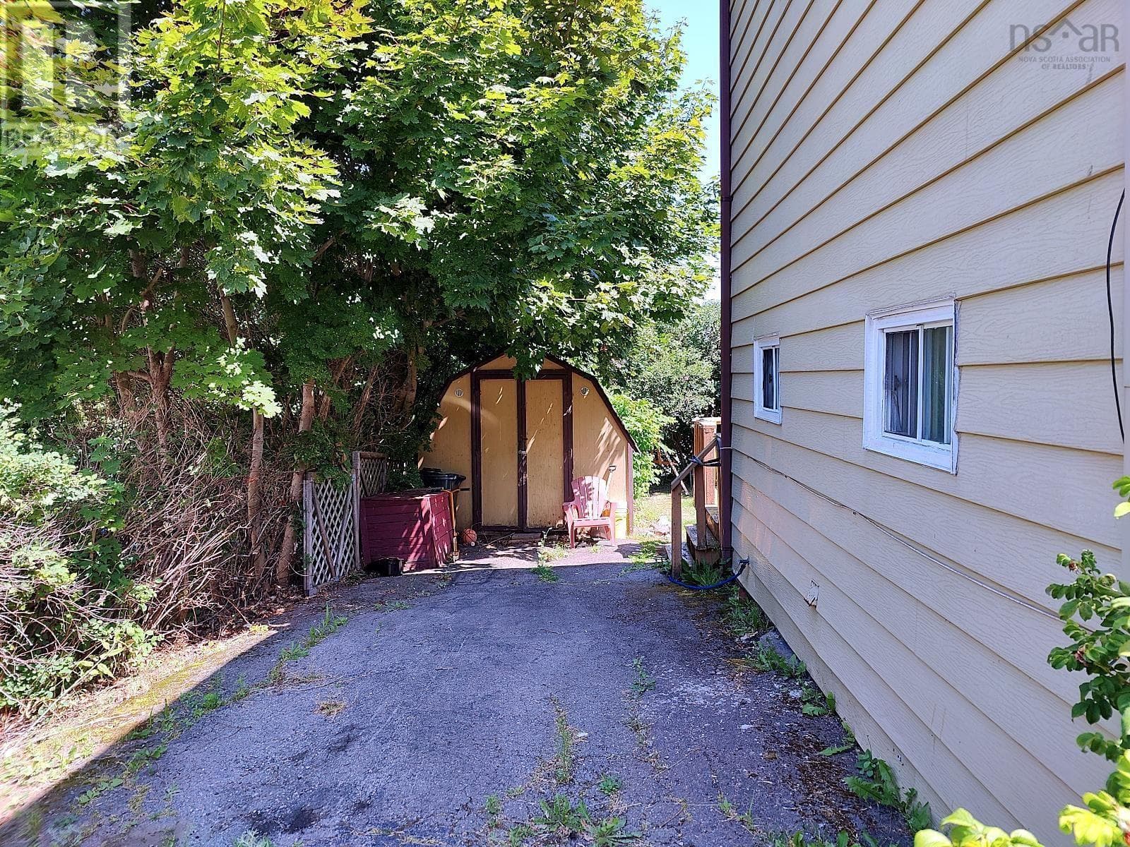 219 Rockdale Avenue photo 5