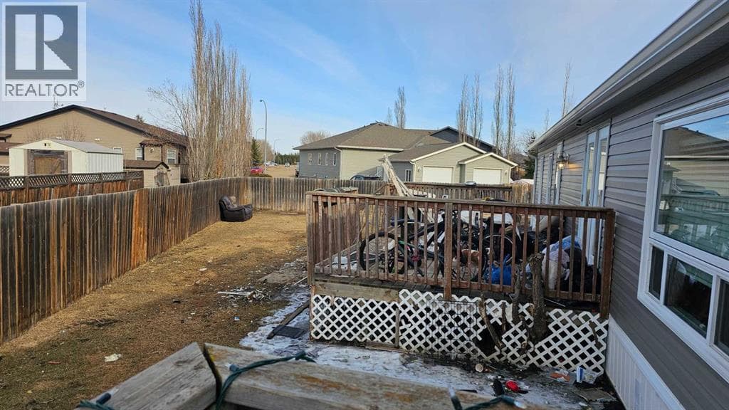 6001 53 AvenueClose photo 2