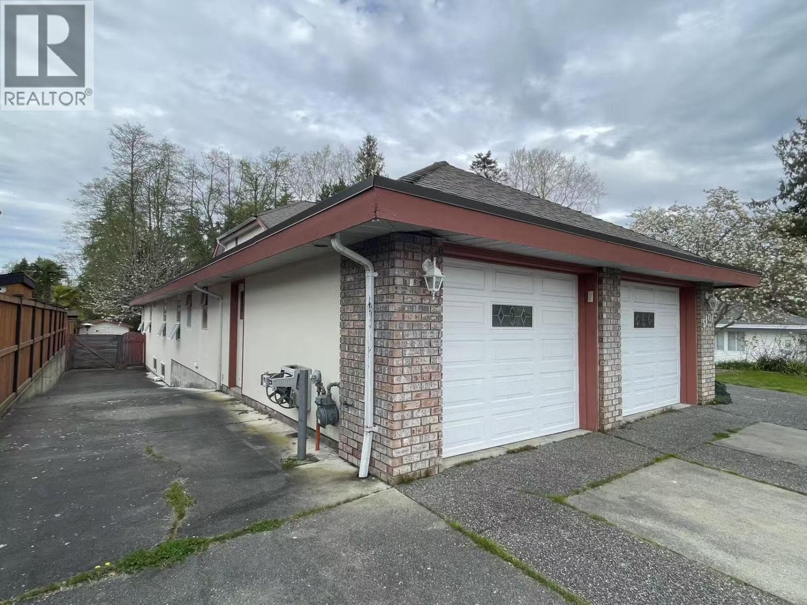 5107 2A AVENUE photo 3
