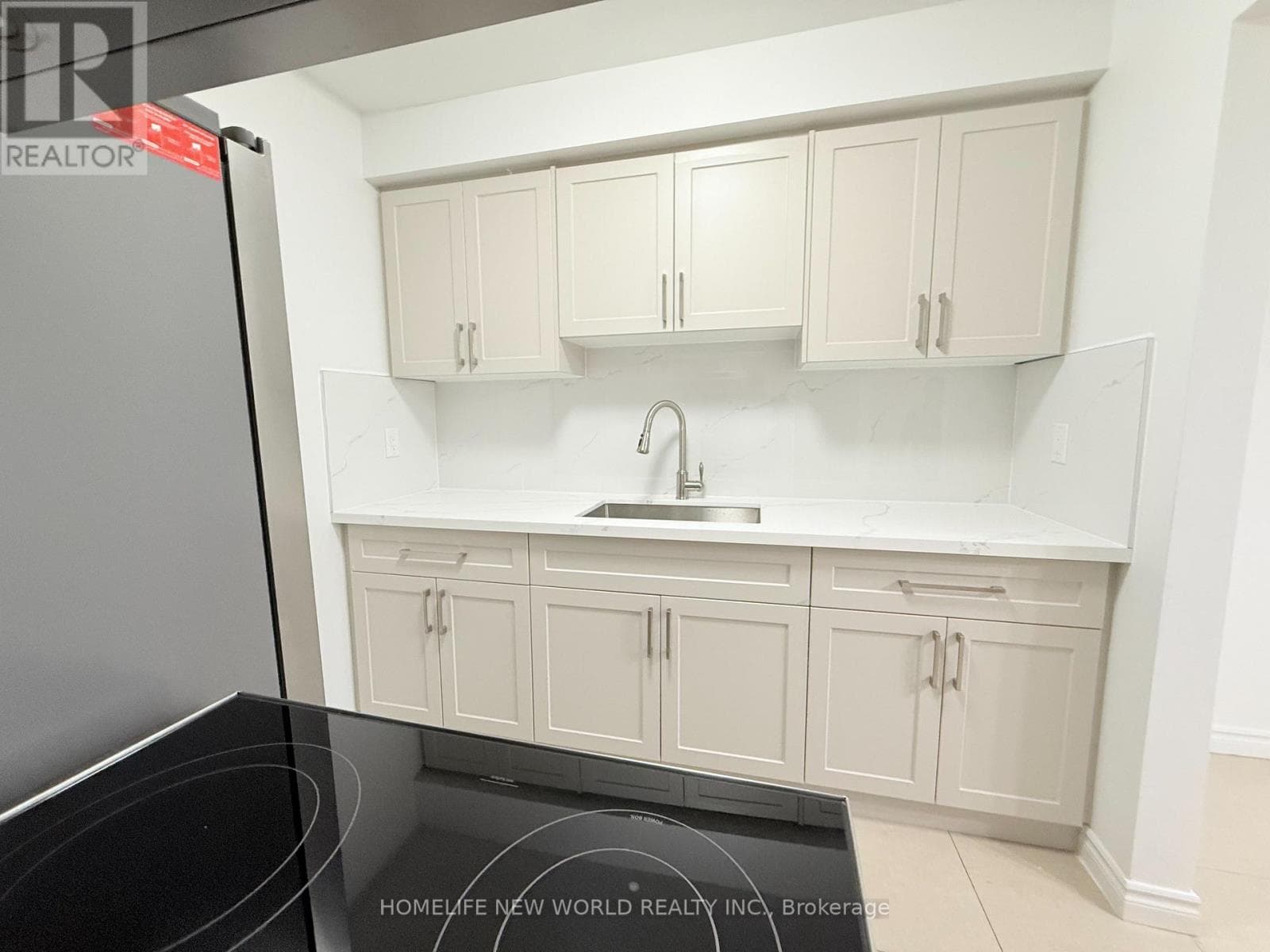 109 - 1280 BRIDLETOWNE CIRCLE photo 3