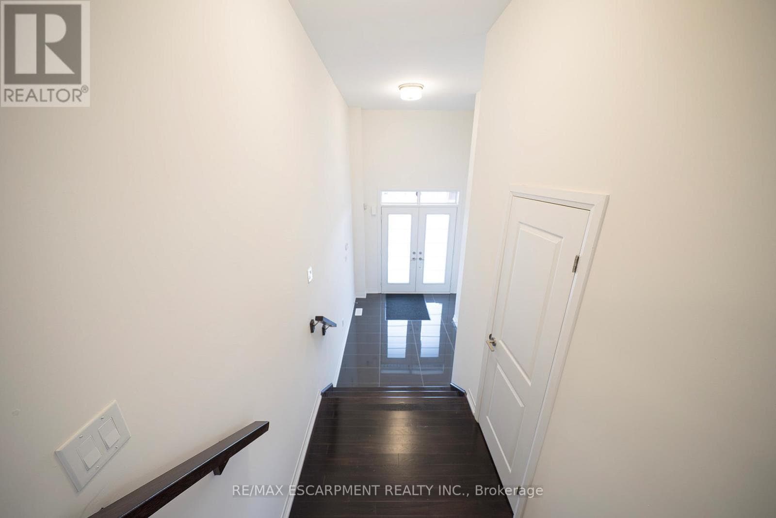 9 TARRISON STREET photo 4