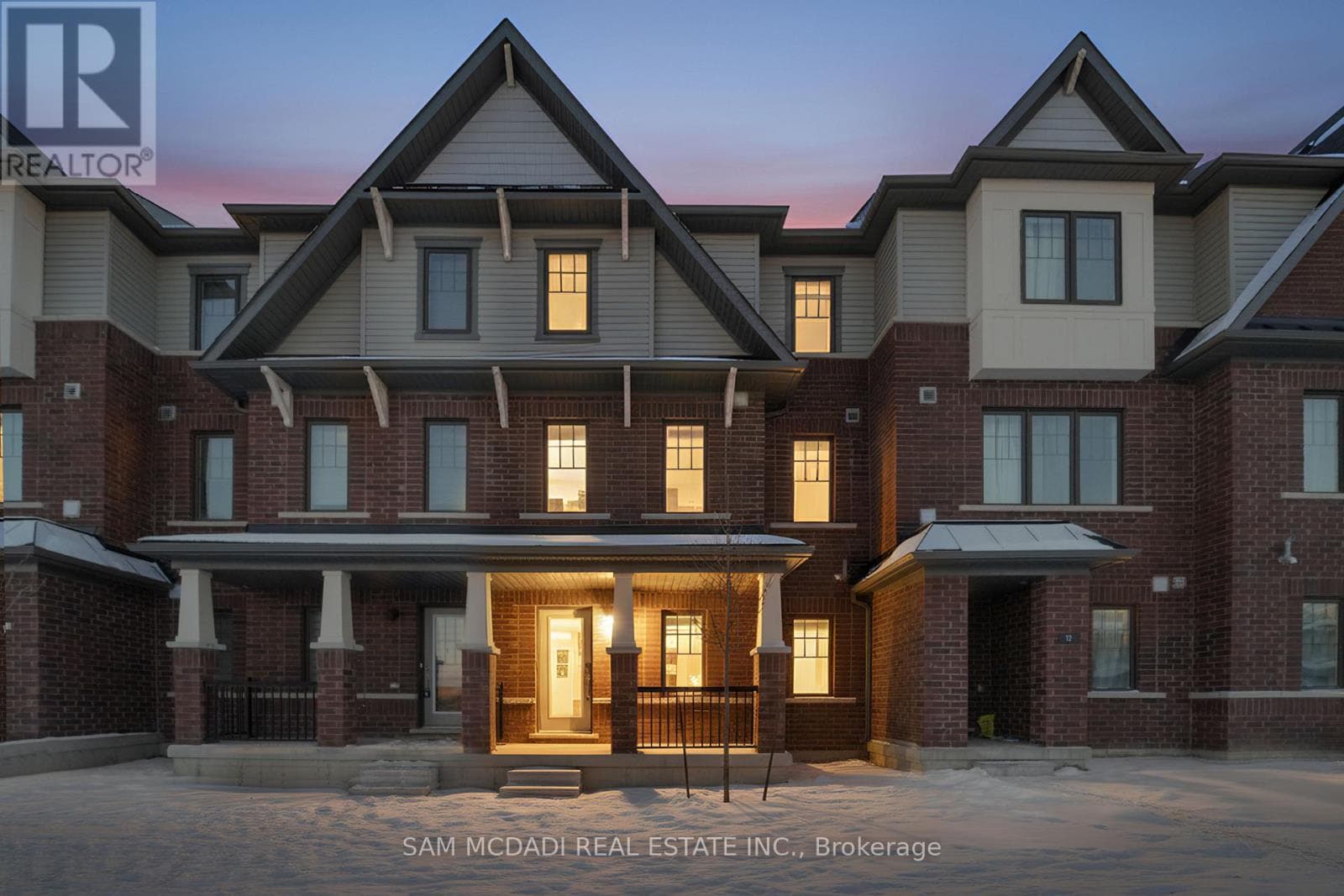 13 - 185 BEDROCK DRIVE photo 2