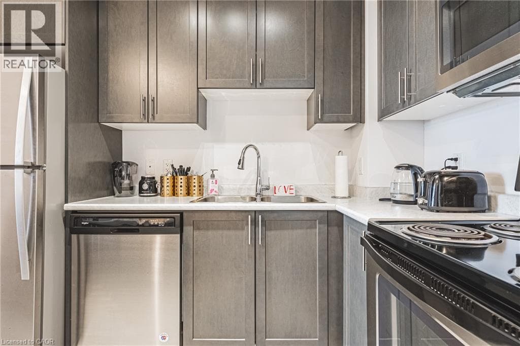 2486 OLD BRONTE Road Unit# 711 photo 5