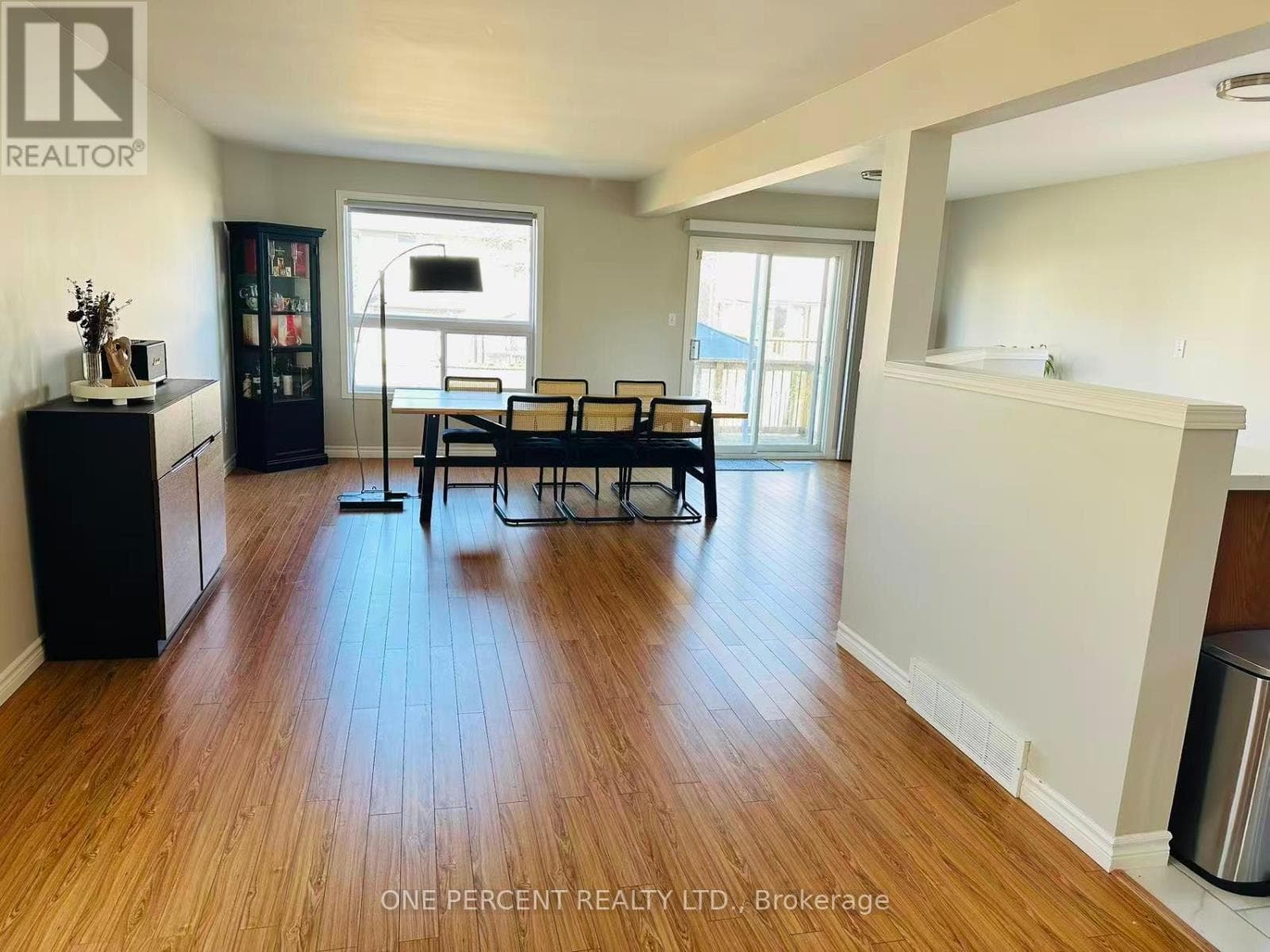 18 BELLROCK CRESCENT photo 4