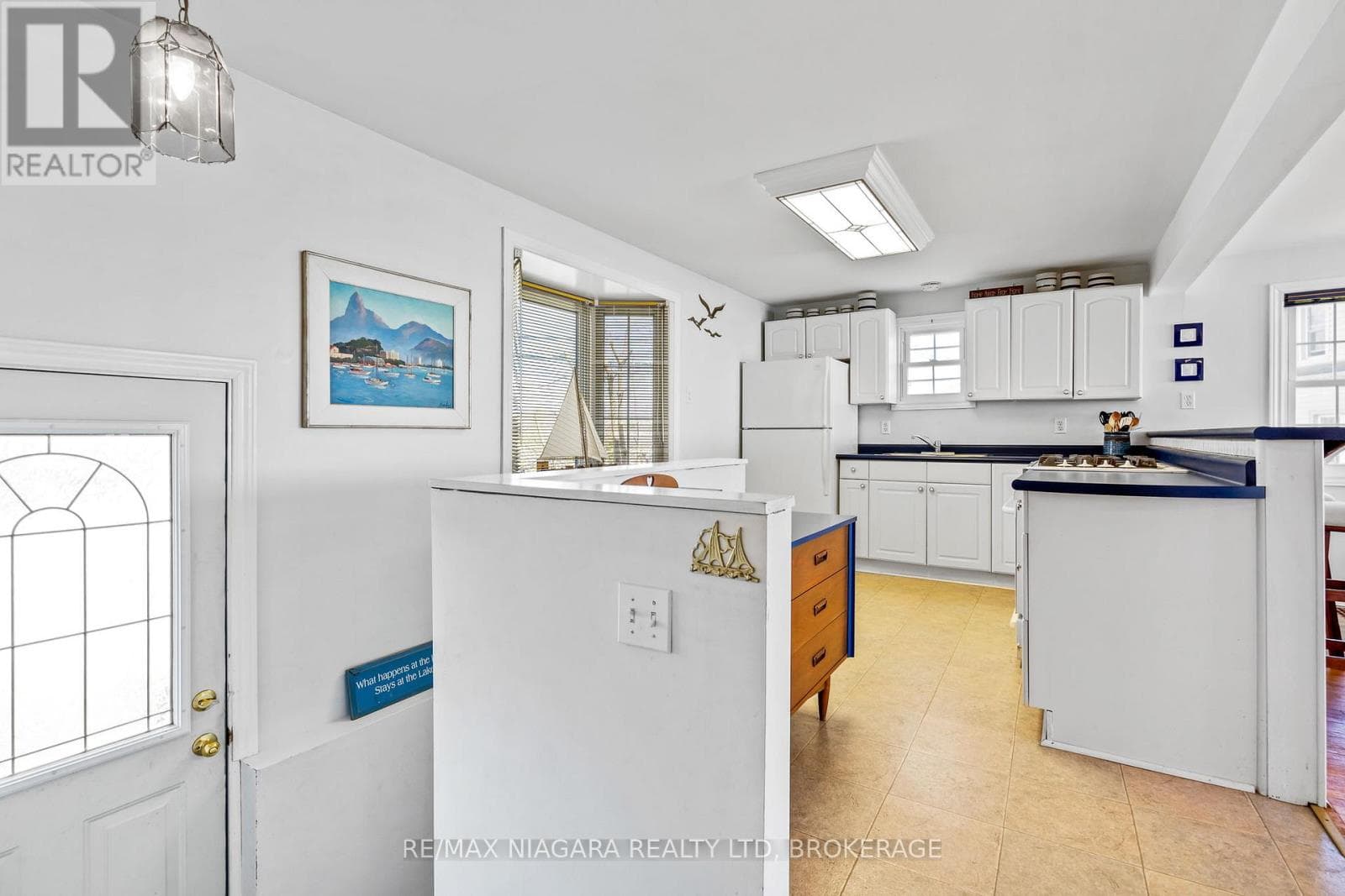 13165 LAKESHORE ROAD photo 5