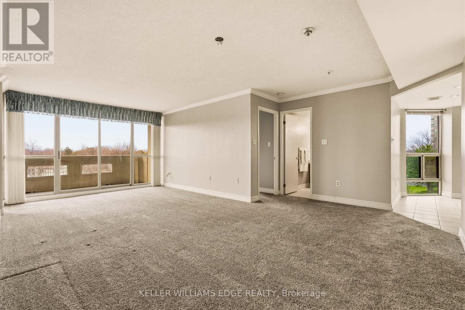 407 - 5070 PINEDALE AVENUE photo 5
