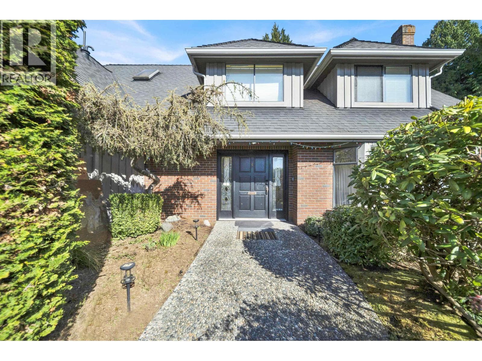 1206 PACIFIC DRIVE photo 2