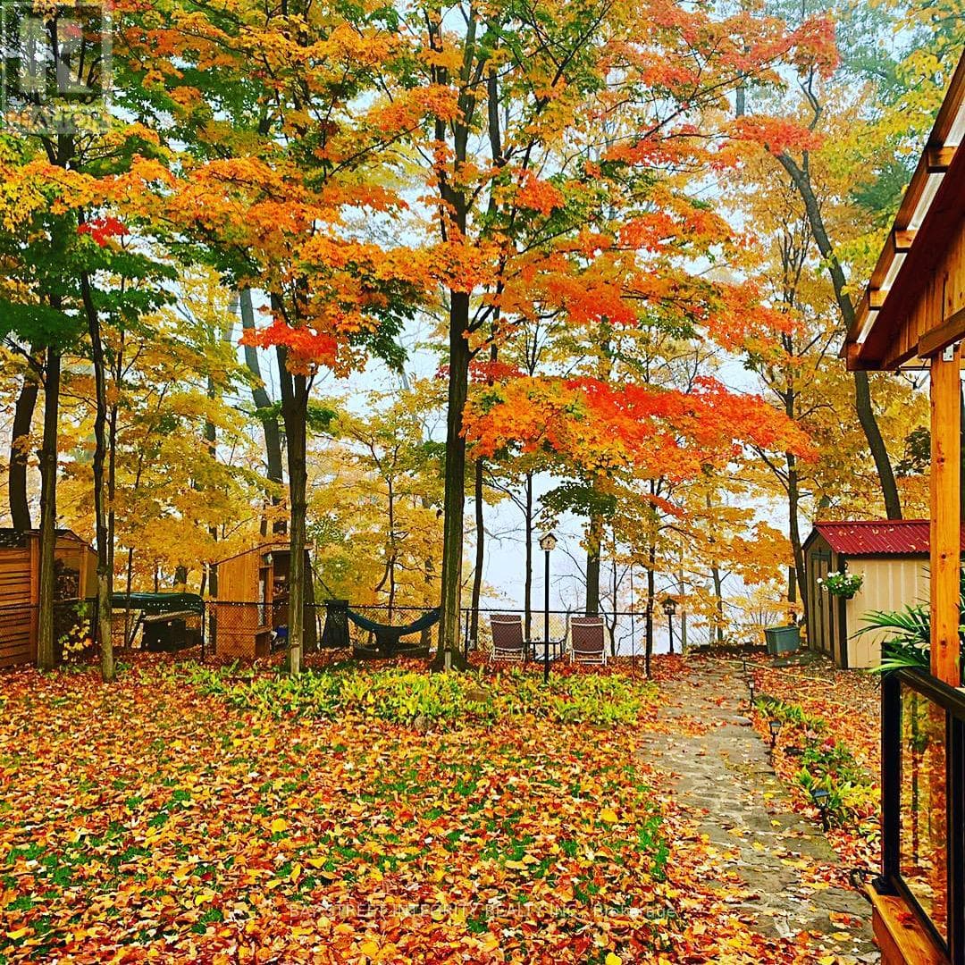 3 bed 3 bath single family at 409 RIVER SIDE DRIVE — $1,750,000
