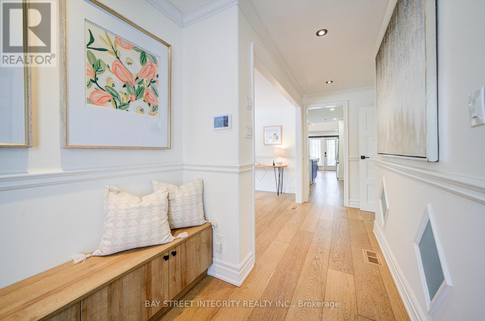 409 RIVER SIDE DRIVE photo 5