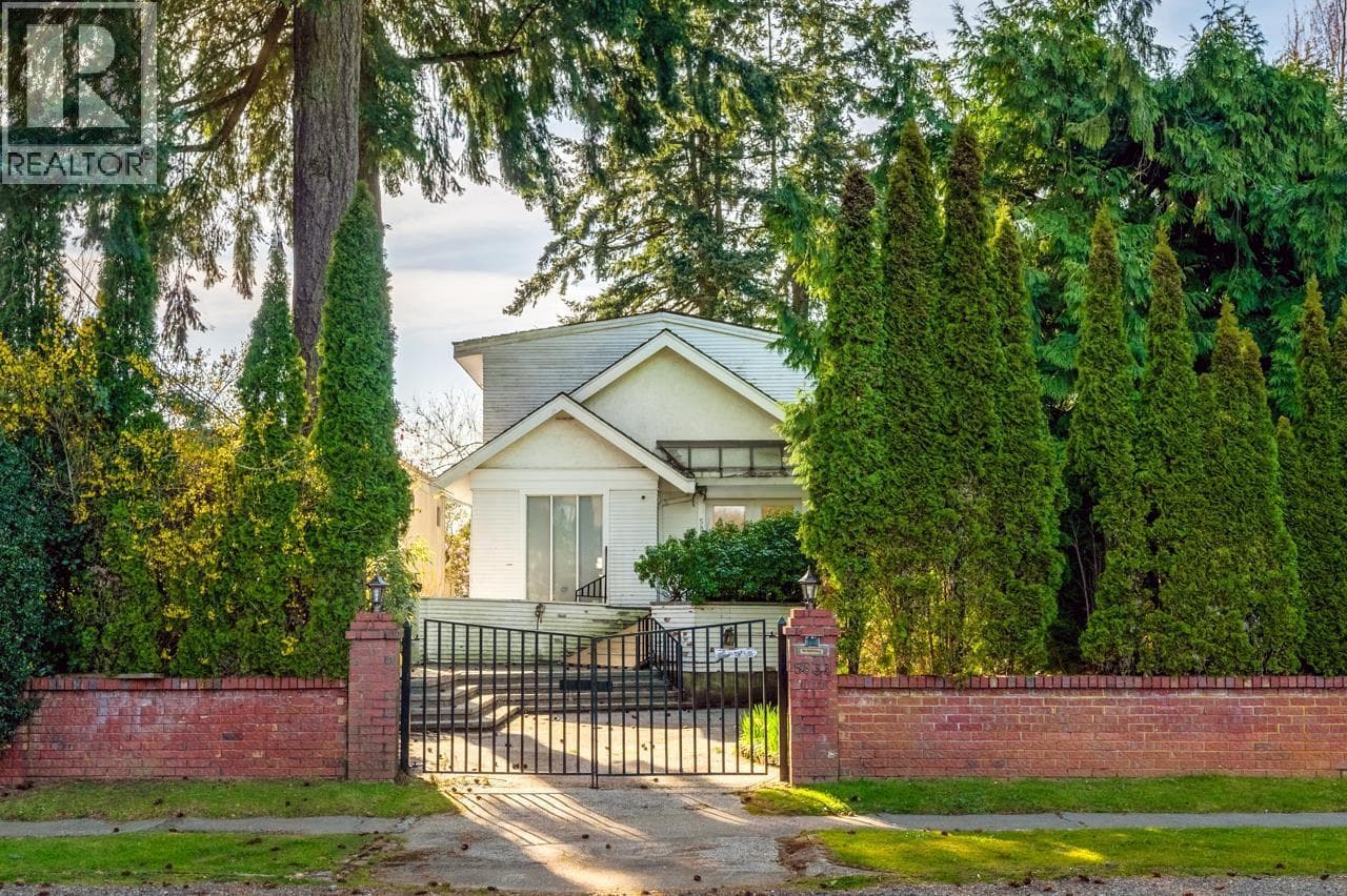5833 MACDONALD STREET photo 2