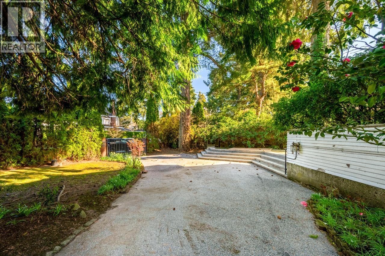 5833 MACDONALD STREET photo 5