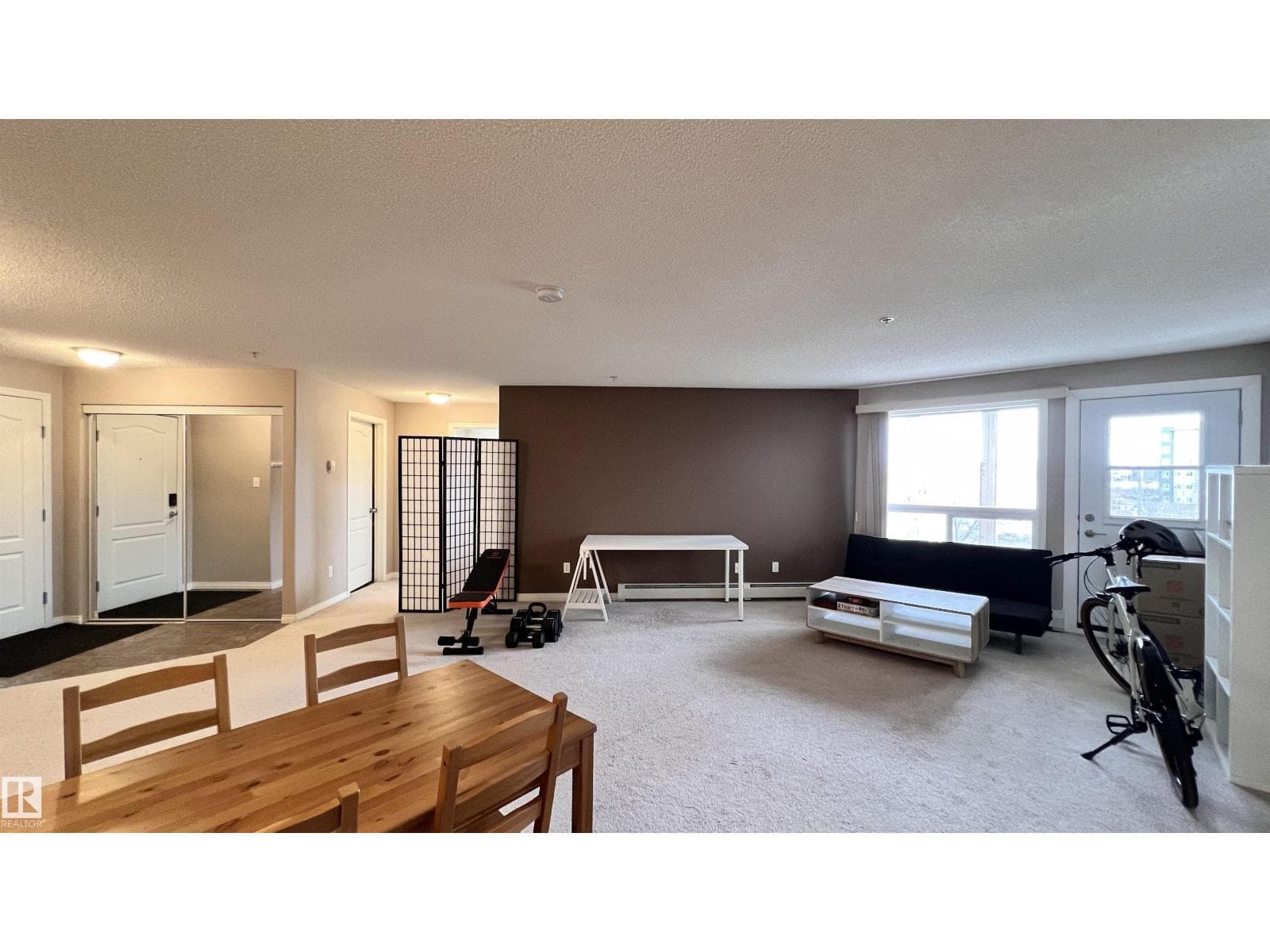 #1318 330 CLAREVIEW STATION DR NW NW photo 4