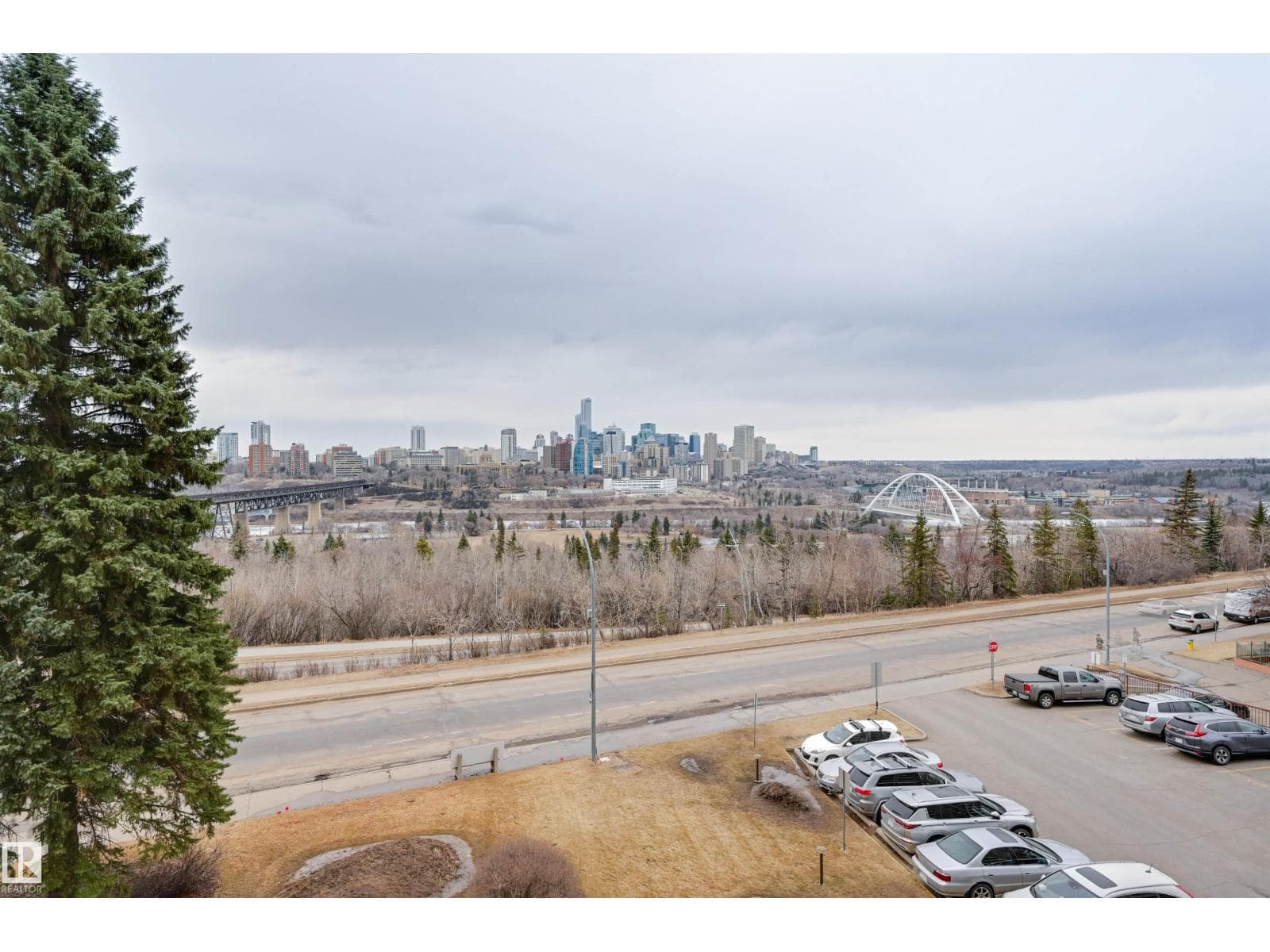 #409 10883 SASKATCHEWAN DR NW photo 5