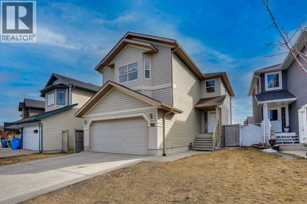 17 Taracove Crescent NE photo 2