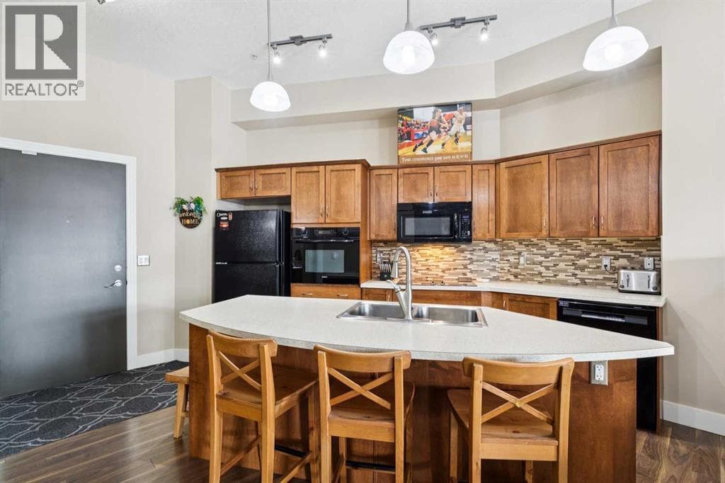 103, 3101 34 Avenue NW photo 3