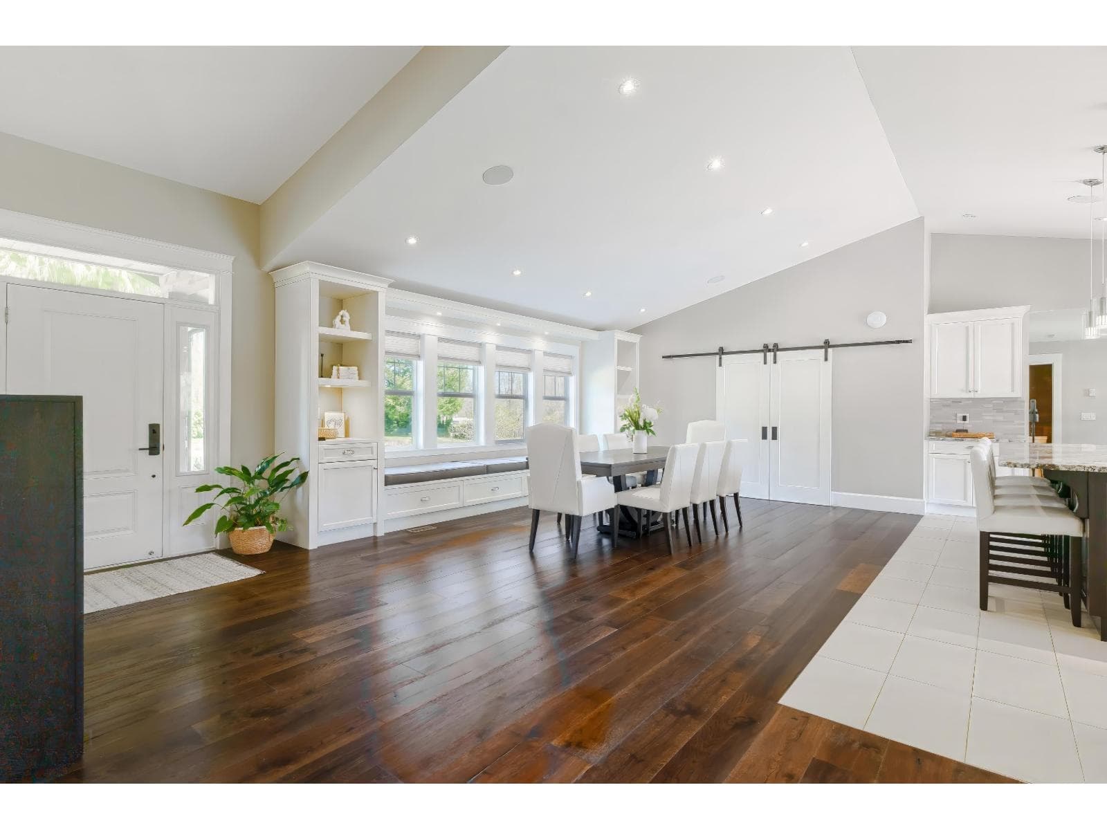 26258 60 AVENUE photo 3