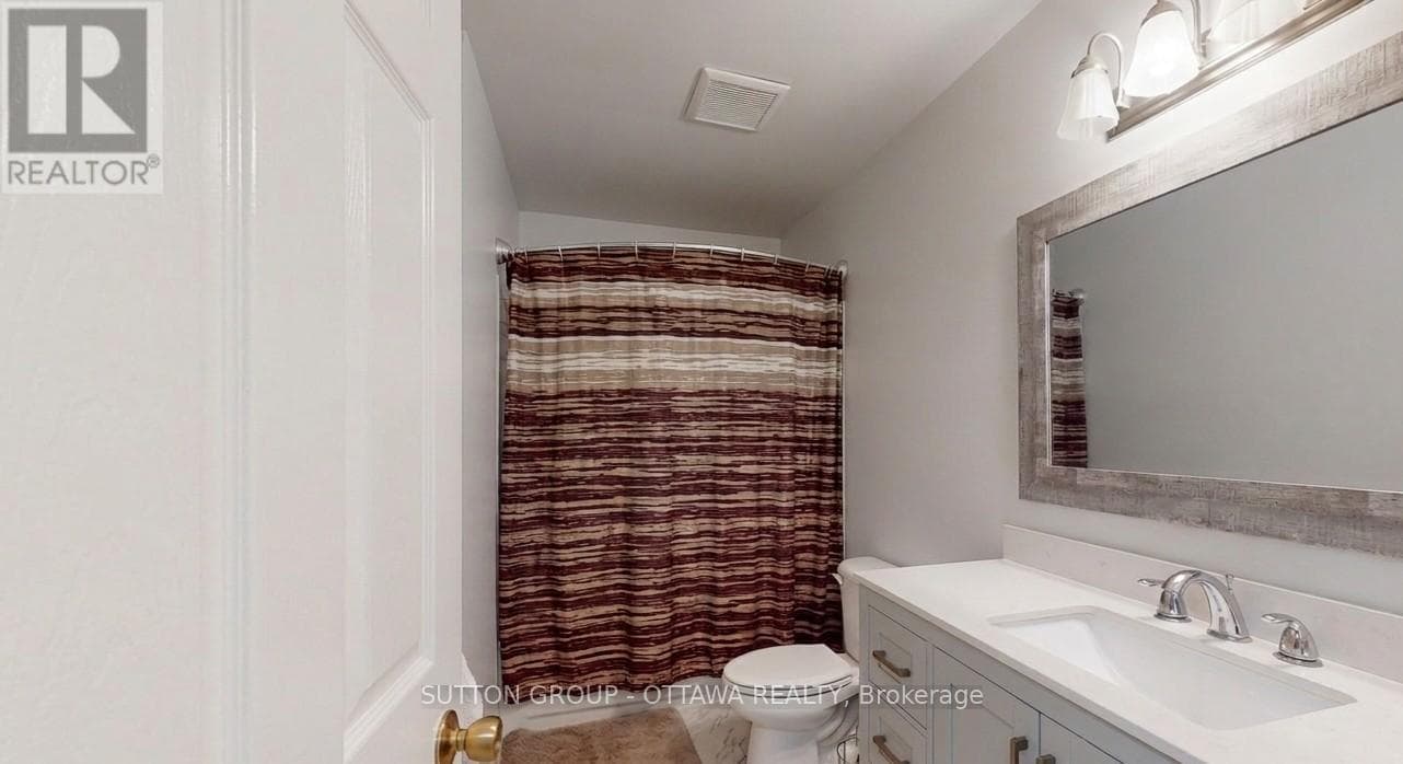 28 CARRAWAY CRESCENT photo 5