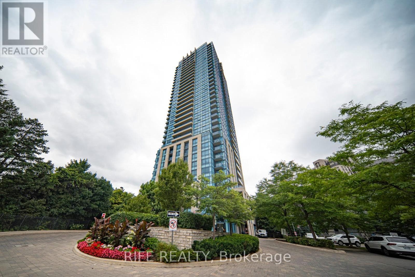 2 bed 3 bath single family at 3301 - 181 WYNFORD DRIVE — $1,150,000