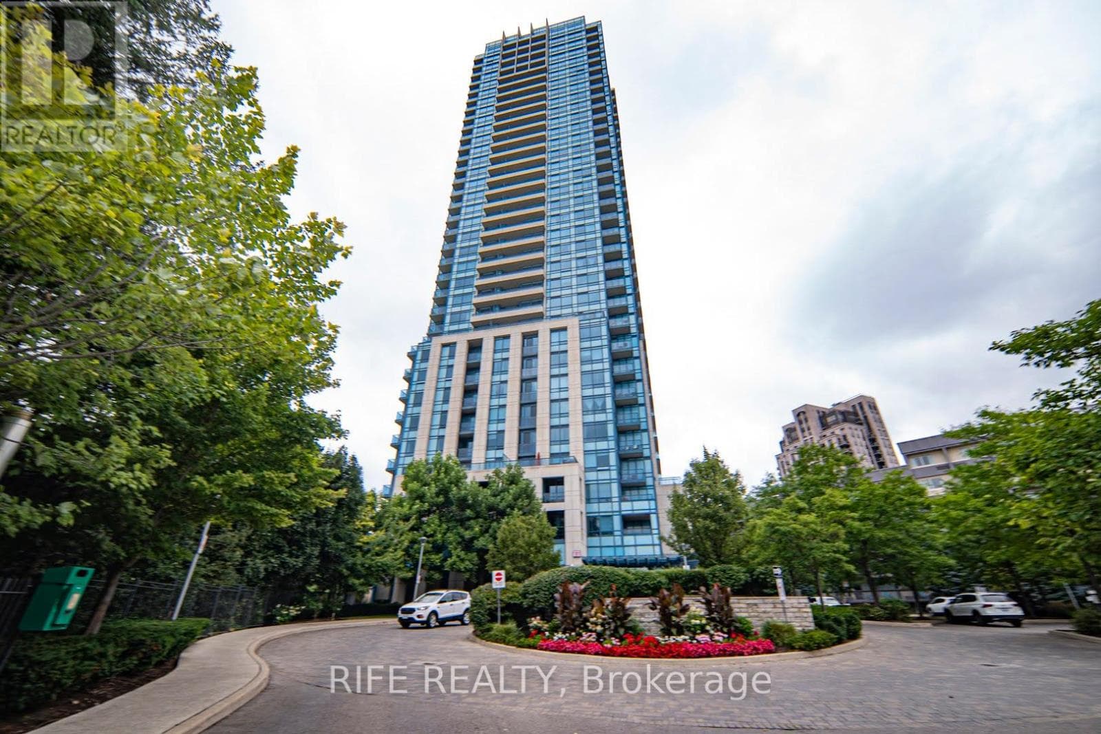 3301 - 181 WYNFORD DRIVE photo 3