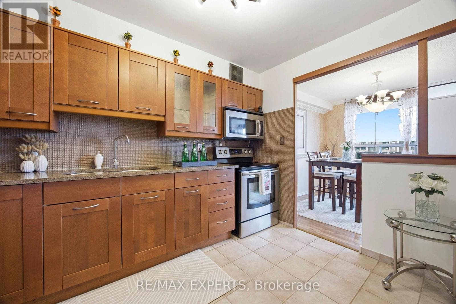 1417 - 5 SHADY GOLFWAY photo 5