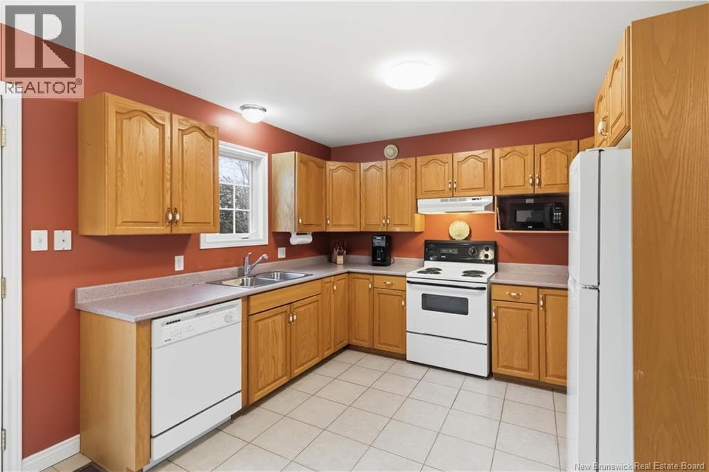 214 Neilson Street photo 2
