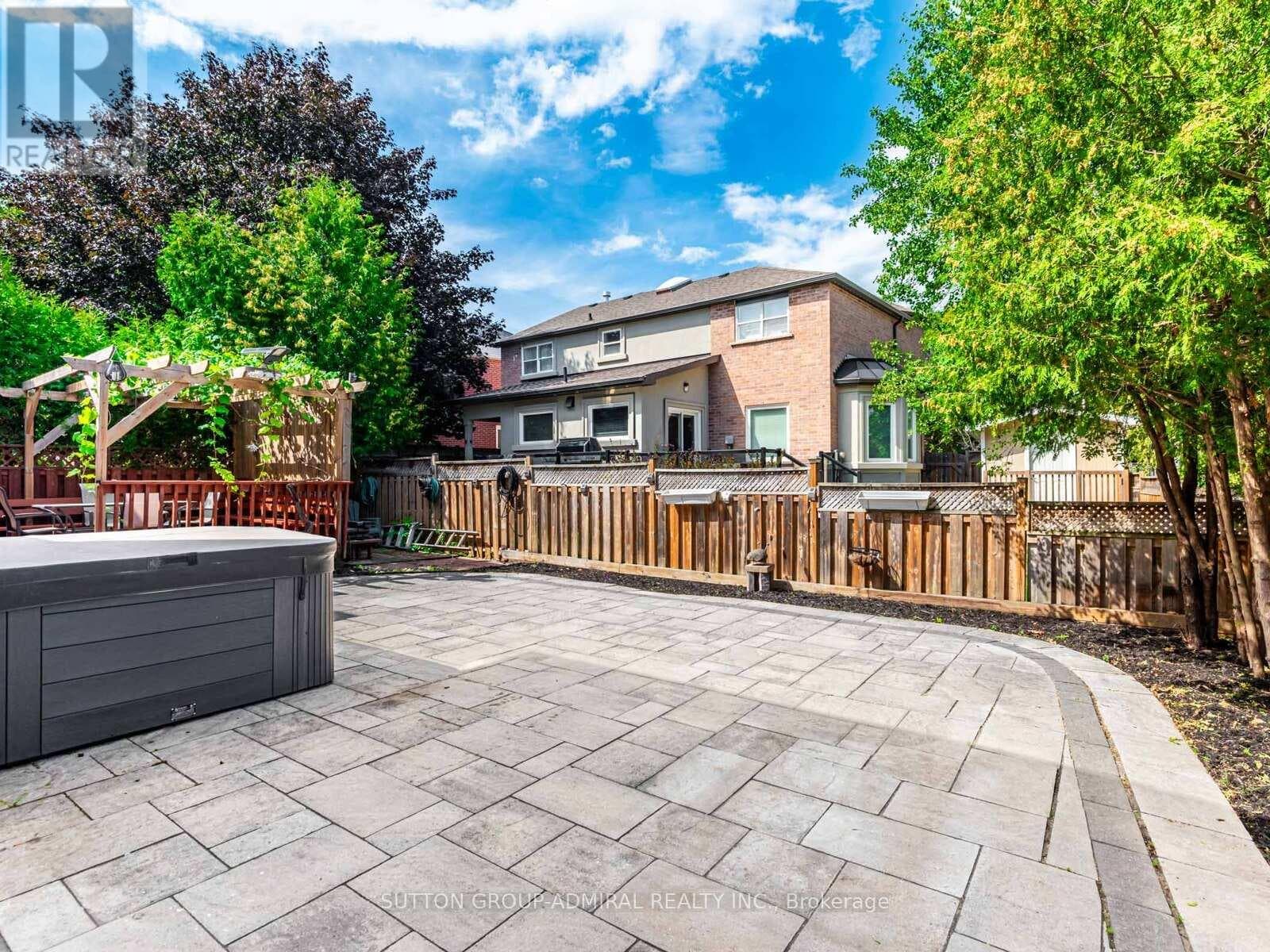 98 ROSEDALE HEIGHTS DRIVE photo 3