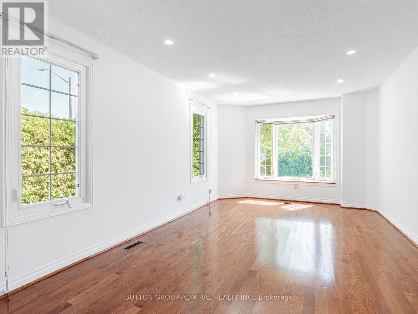 98 ROSEDALE HEIGHTS DRIVE photo 4