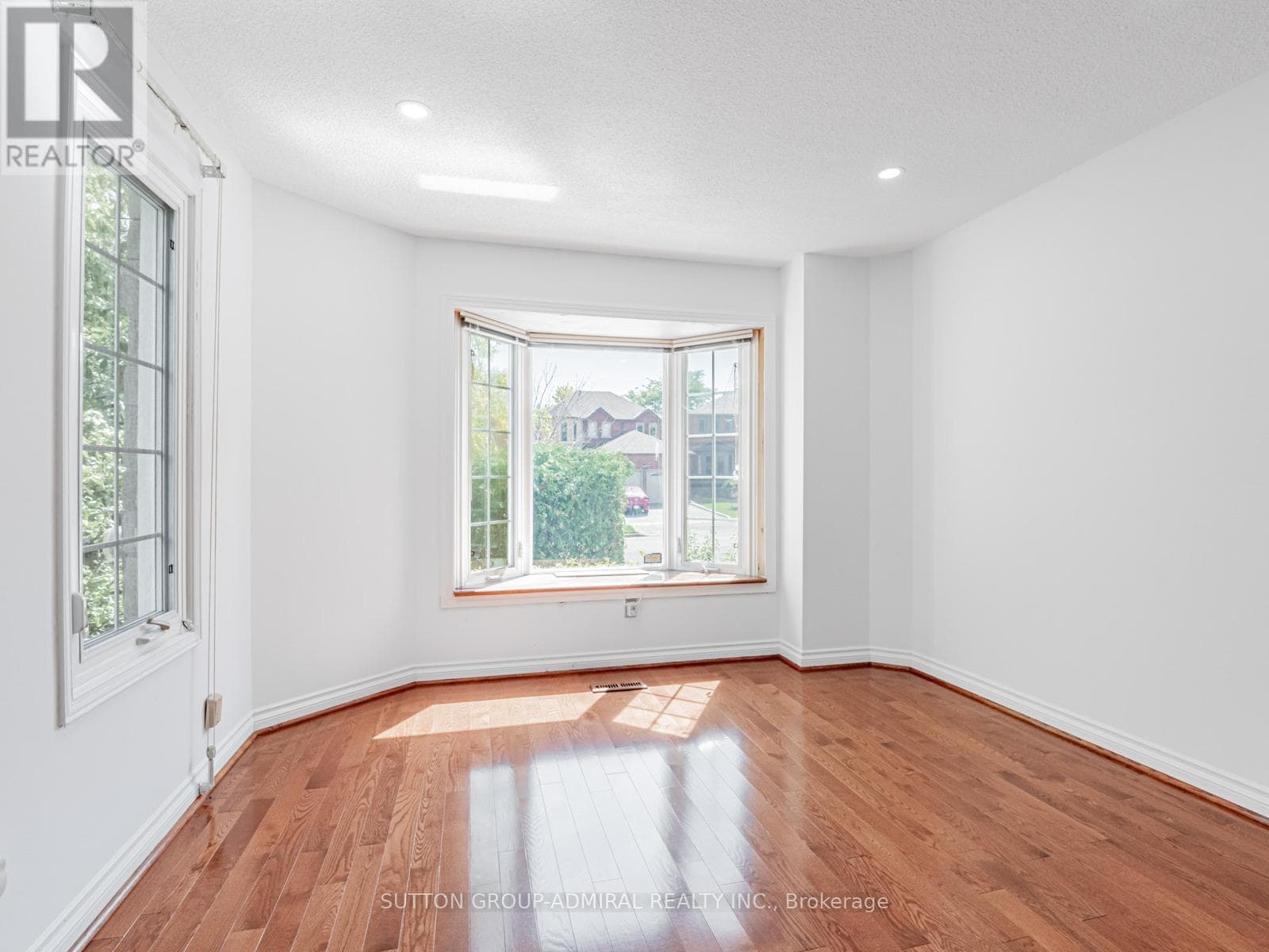 98 ROSEDALE HEIGHTS DRIVE photo 5