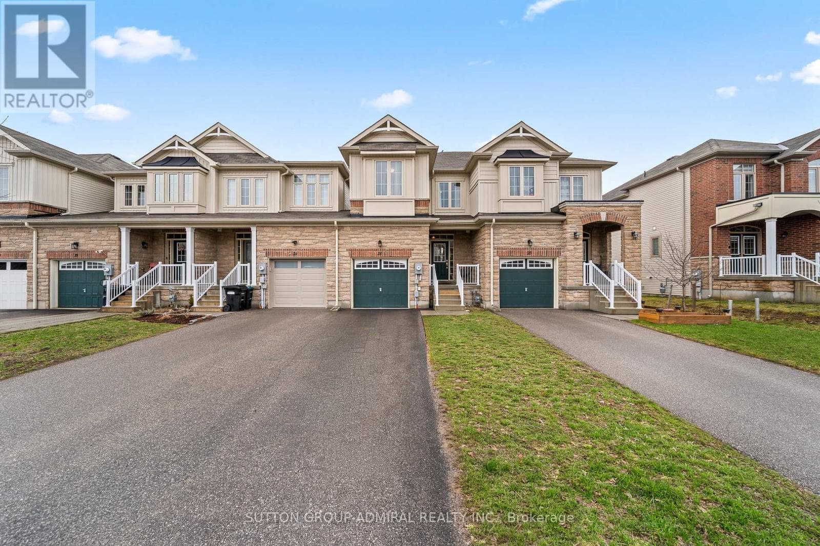 3 bed 3 bath single family at 23 GREENWOOD DRIVE — $684,900