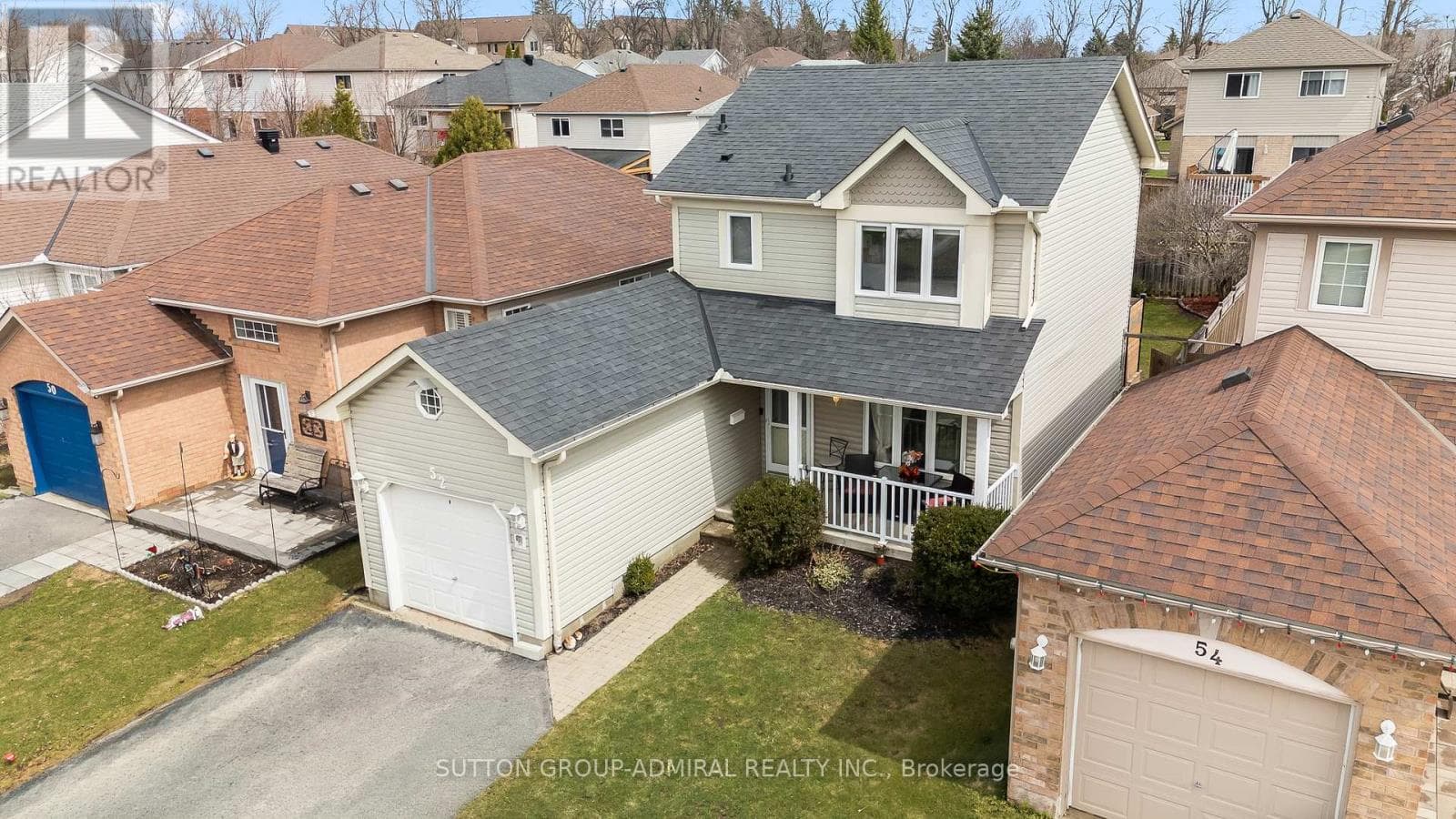 4 bed 2 bath single family at 52 MOIR CRESCENT — $699,000