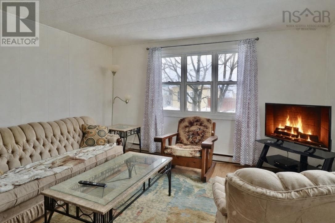 29 Maple Lane photo 4