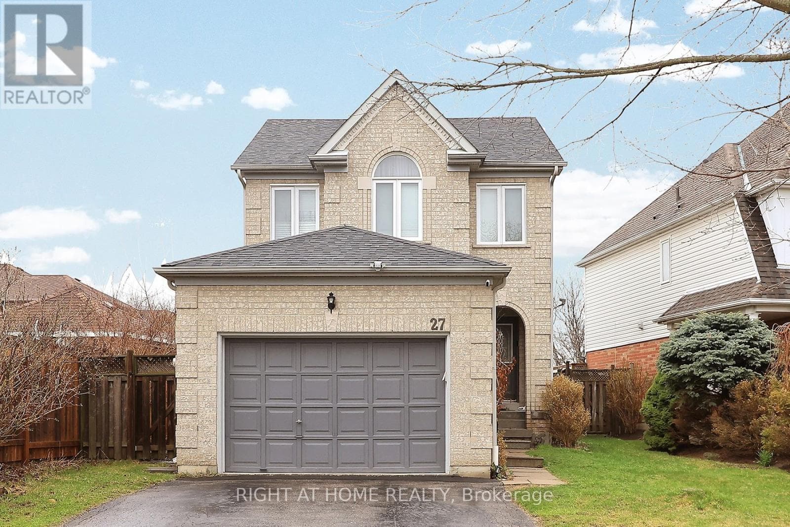 27 FOUNDRY LANE photo 2