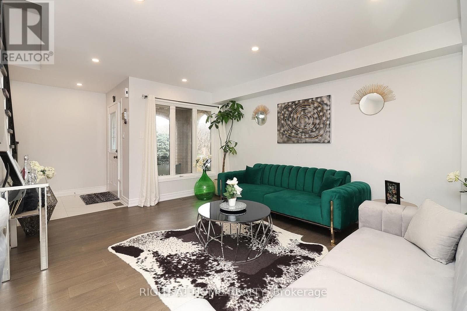 27 FOUNDRY LANE photo 5
