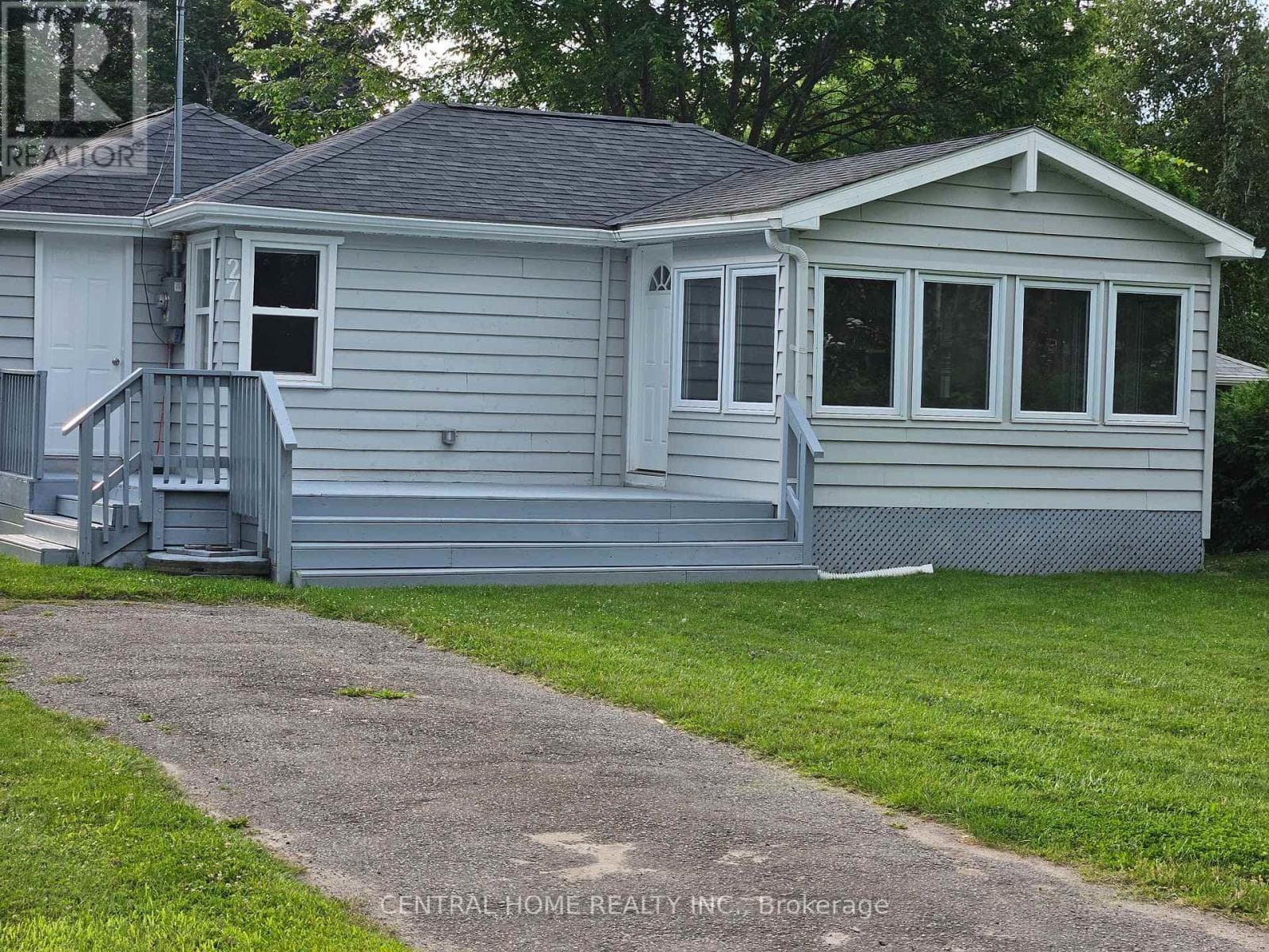 2 bed 2 bath single family at 27 BLUE HERON DRIVE — $599,000
