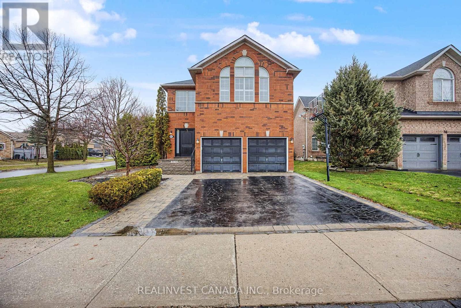 84 WORTHINGTON AVENUE photo 2