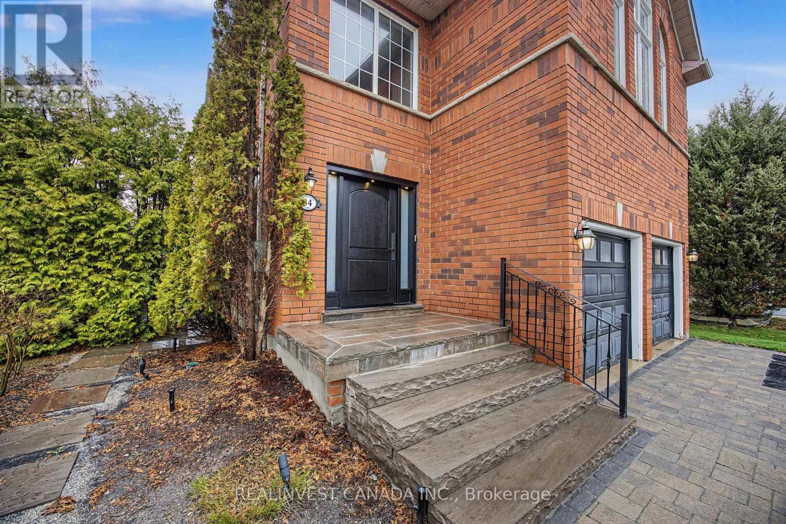 84 WORTHINGTON AVENUE photo 3