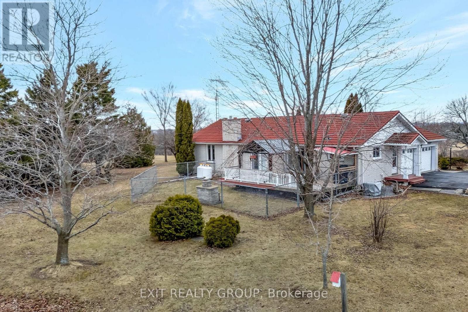 95 BOUNDARY ROAD photo 2