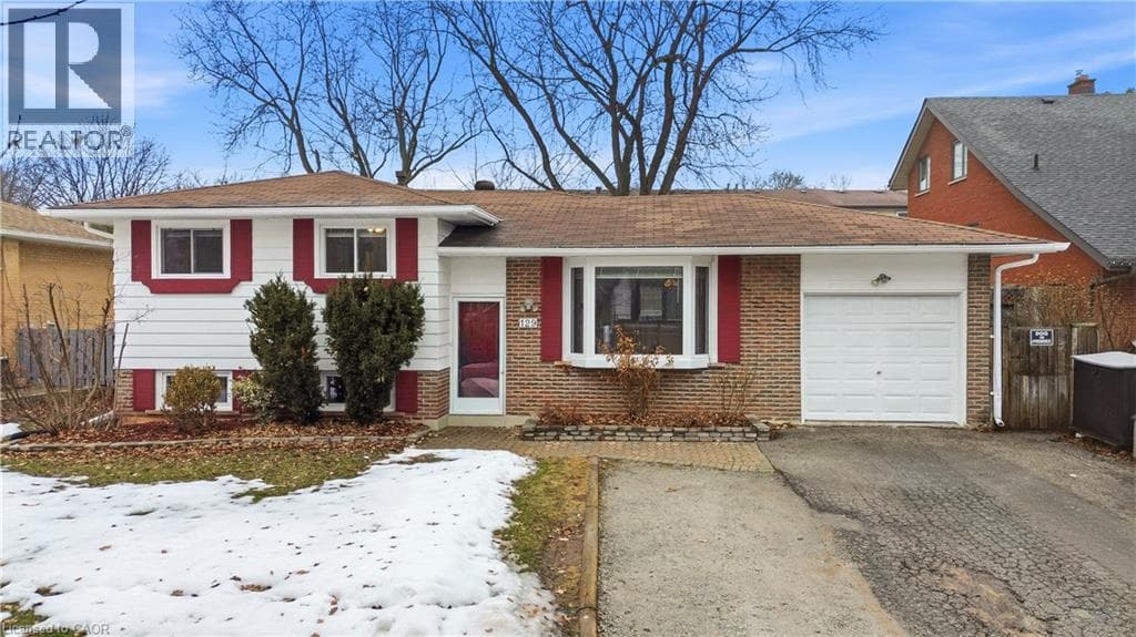 129 CULHAM Street photo 2
