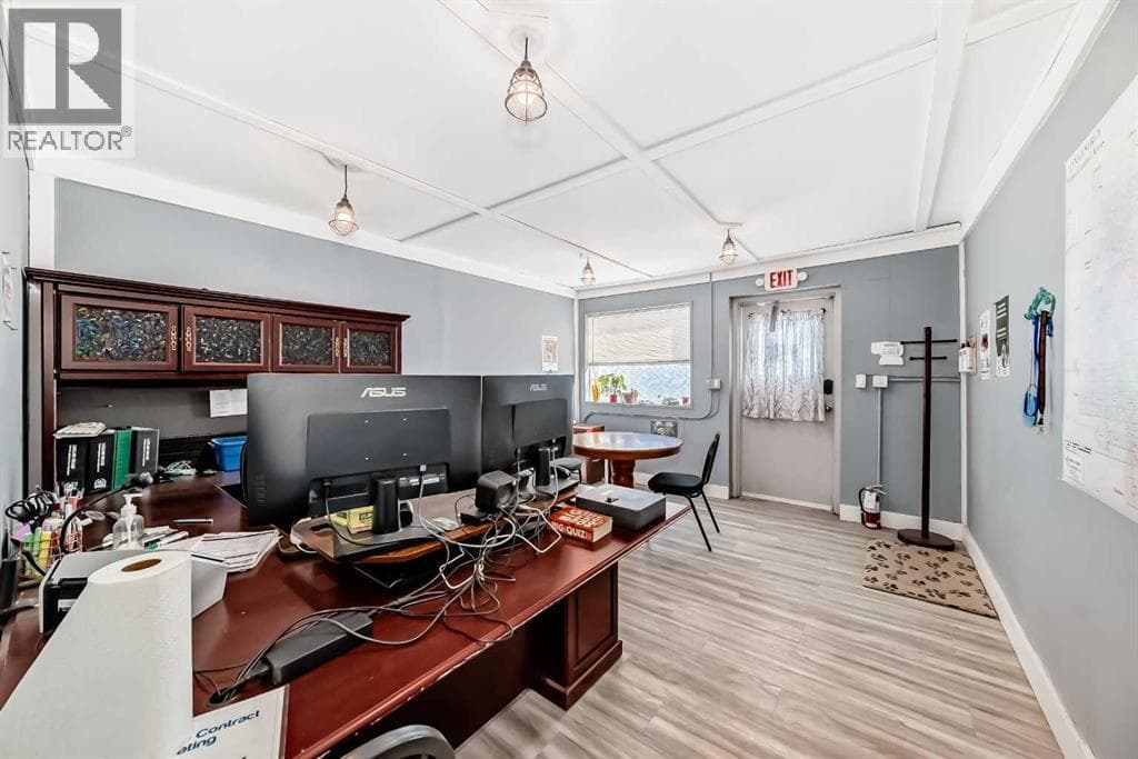 116 Orchard Way photo 3